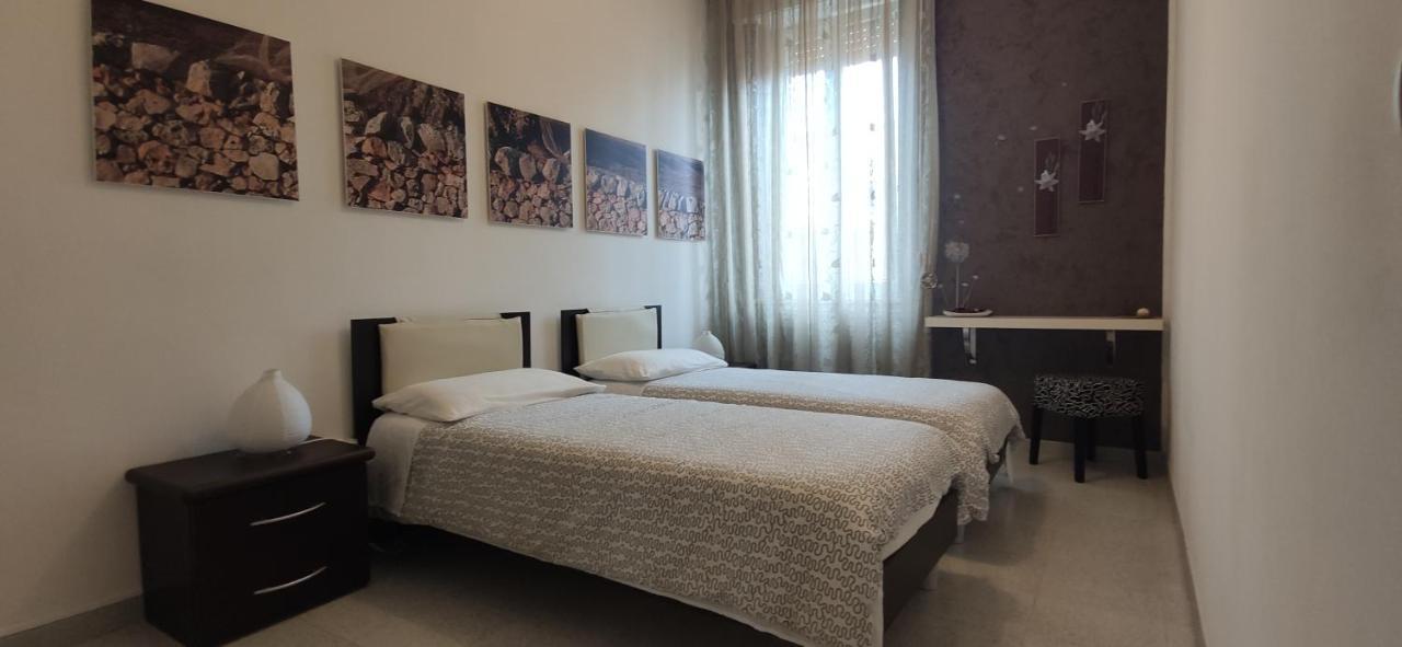 Casa Vacanze A Pennichella Canicattini Bagni Εξωτερικό φωτογραφία